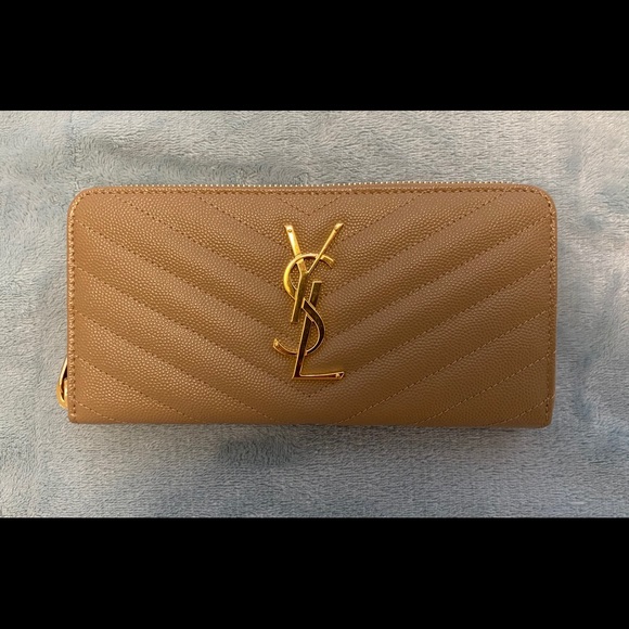 YSL Classic Monogram Zip Around Wallet - Picture 2 of 5